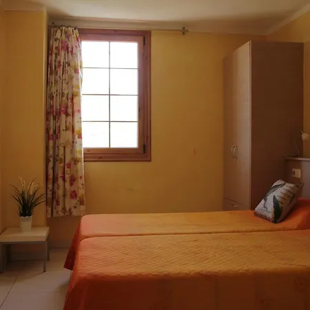 Hotell Parque Santiago 2 Americas *